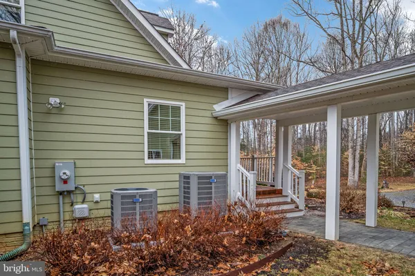 $1,900,000 | 3900 Water Front Court, Bumpass, VA 23024