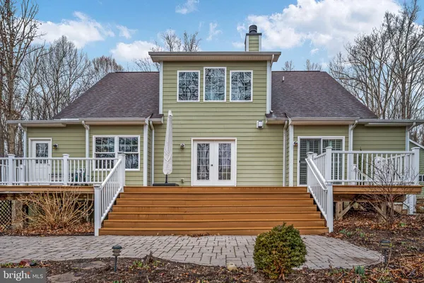 $1,900,000 | 3900 Water Front Court, Bumpass, VA 23024