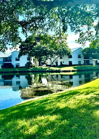 a view of back yard of the house