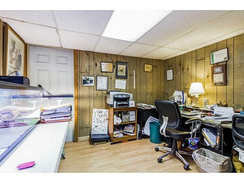 120 Haswill Street Warwick, RI 02889 - Photo 16 of 25 Den/Family/Great Room. or 3rd bedroom
