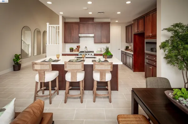 $699,990 | 177 Gali Way, Unit 2401, Napa, CA 94558