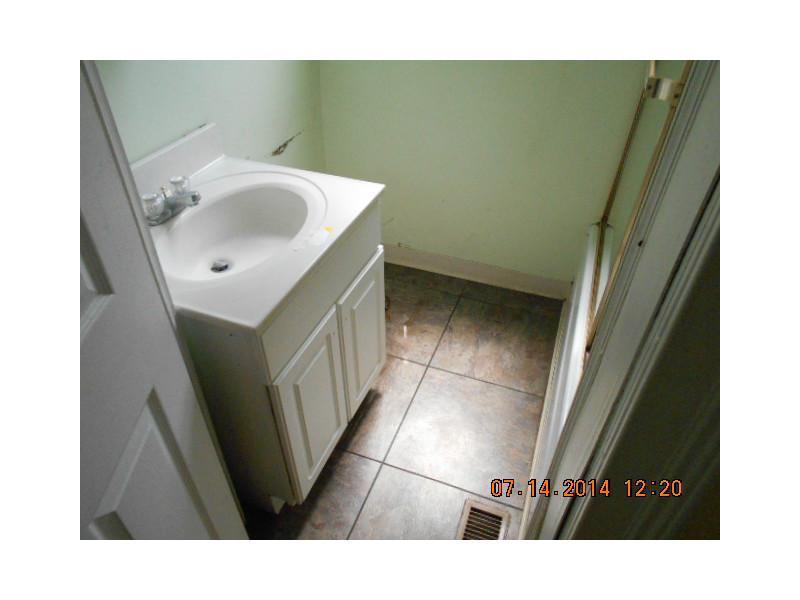605 North Light Street Springfield, OH 45504 - Photo 9 of 12