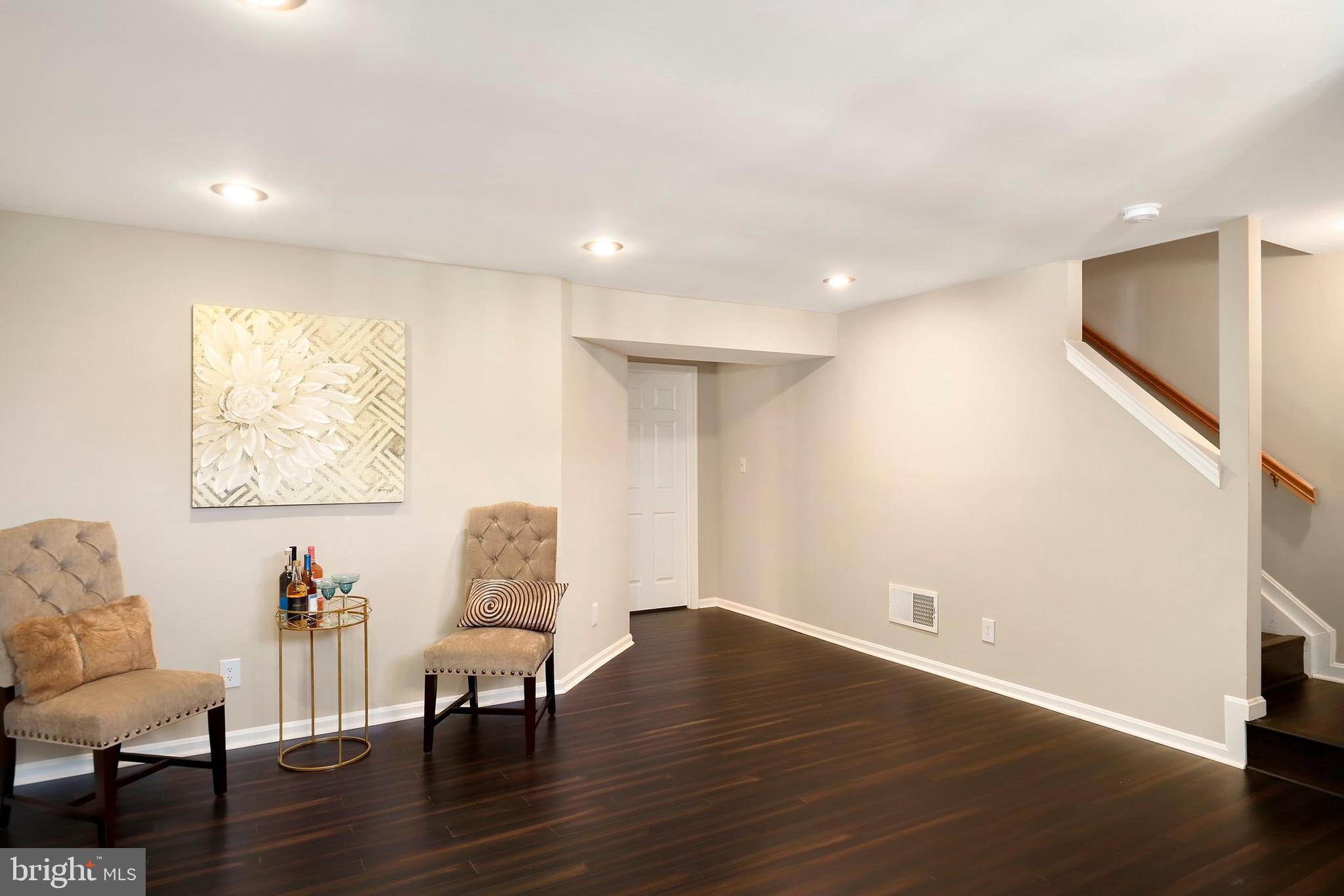 2023 Putnam Road Baltimore, MD 21227 - Photo 21 of 28