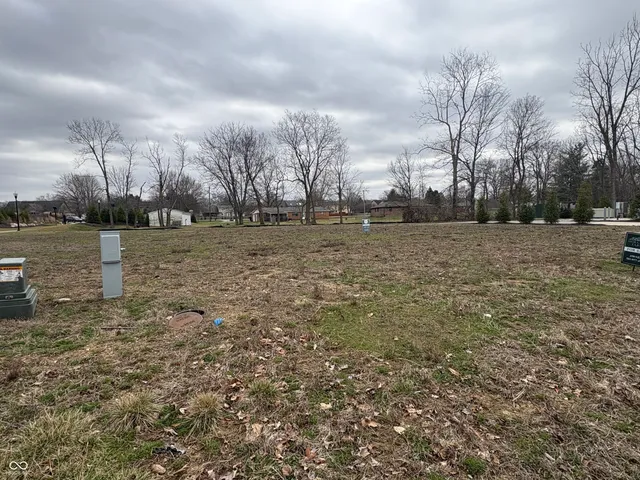 $379,900 | 11211 Hamilton Run, Zionsville, IN 46077