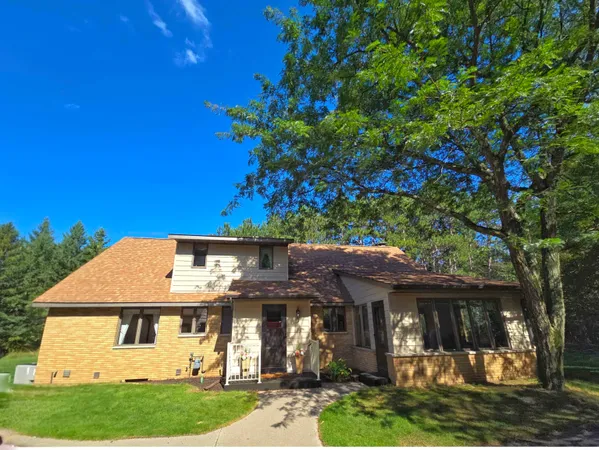 $399,900 | 4470 Coolidge Avenue, Plover, WI 54467