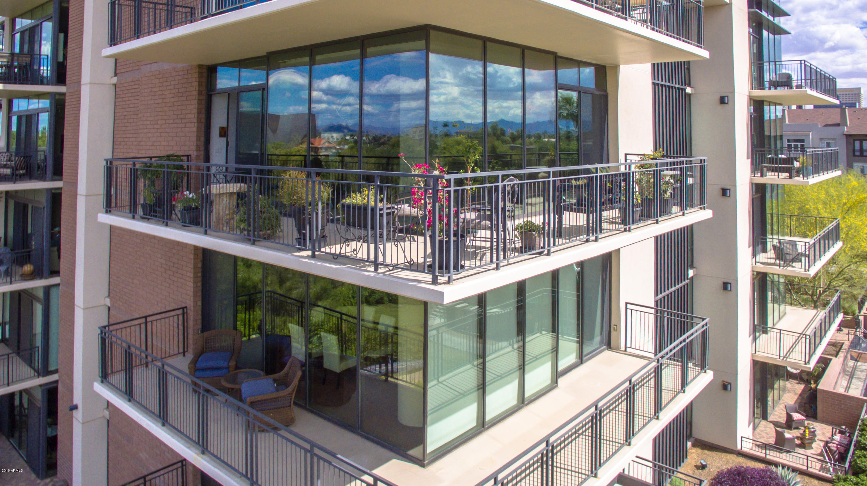 208 West Portland Street, Unit 460 Phoenix, AZ 85003 - Photo 11 of 37 Portland-002