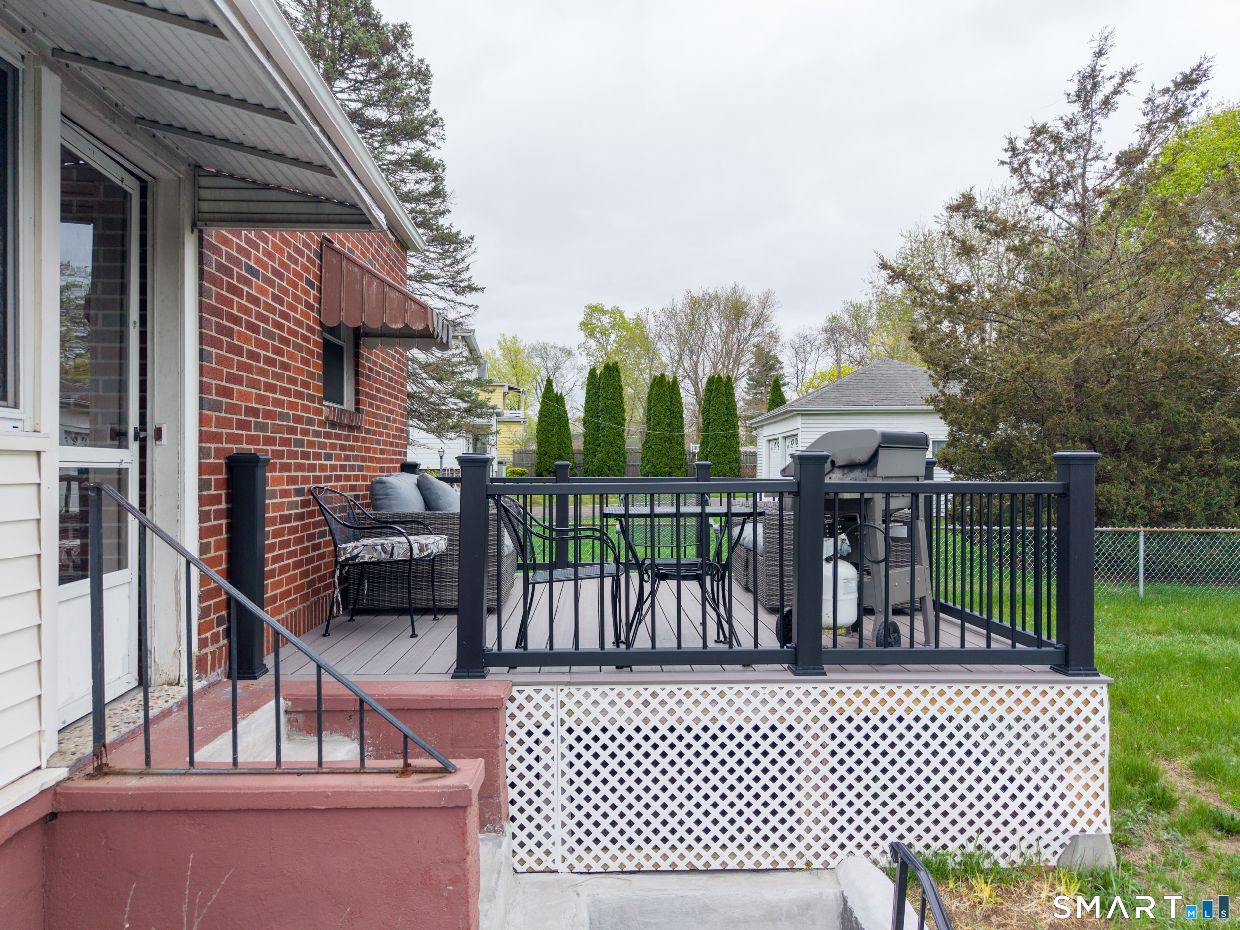 236 Hall Avenue Wallingford, CT 06492 - Photo 7 of 40