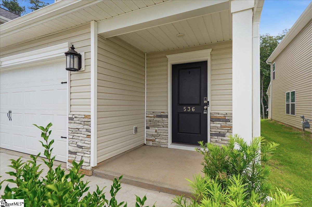 536 Winding Meadow Lane Greenville, SC 29607 - Photo 5 of 46