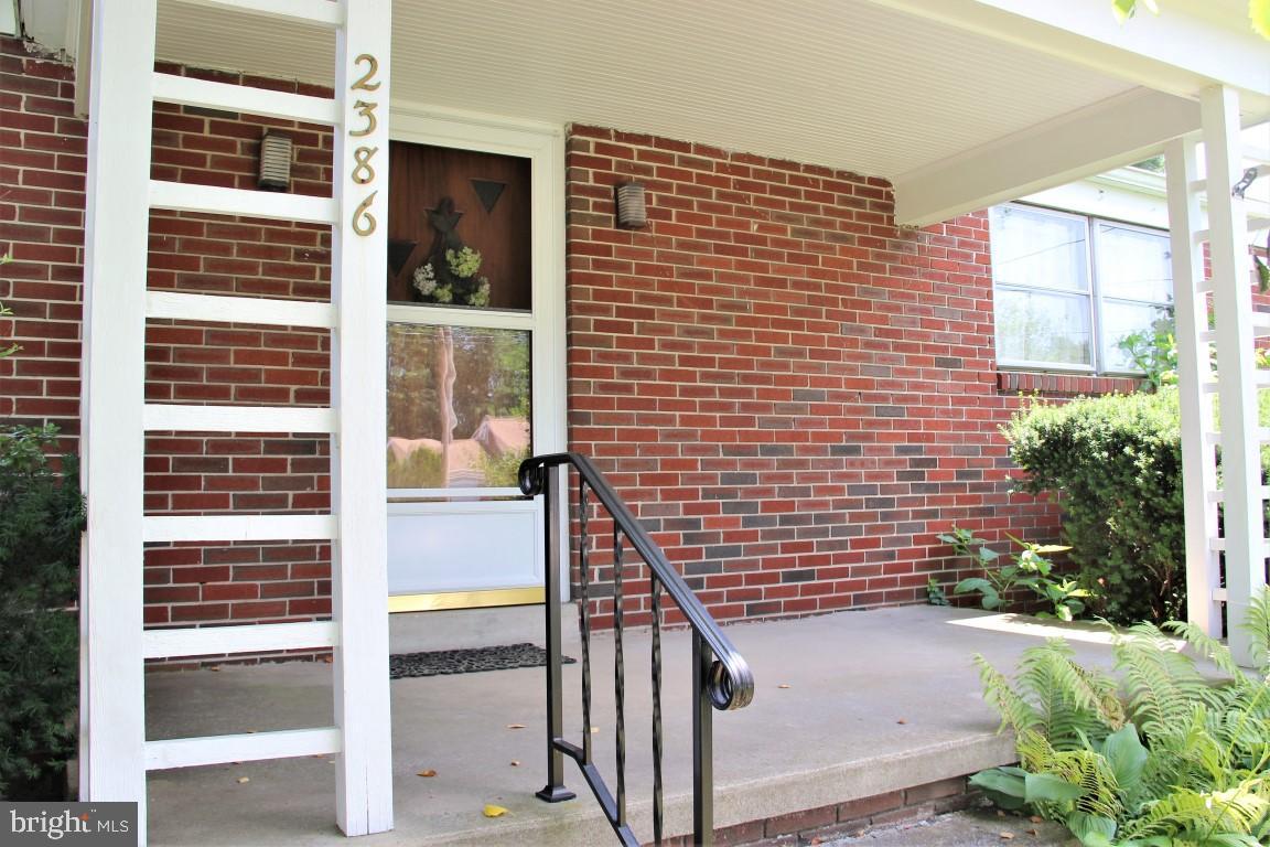 2386 Maple Road York, PA 17408 - Photo 2 of 24