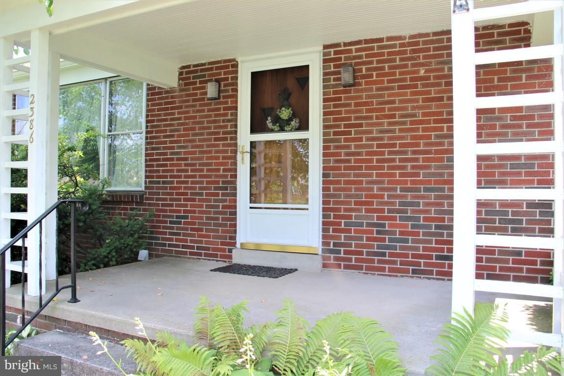 2386 Maple Road York, PA 17408 - Photo 3 of 24
