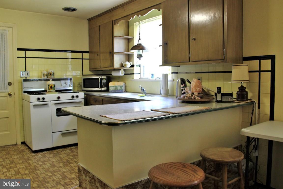 2386 Maple Road York, PA 17408 - Photo 8 of 24