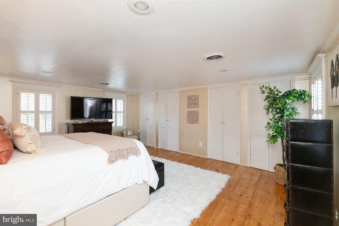 14830 Old Frederick Road Woodbine, MD 21797 - Photo 28 of 62 Owners Suite