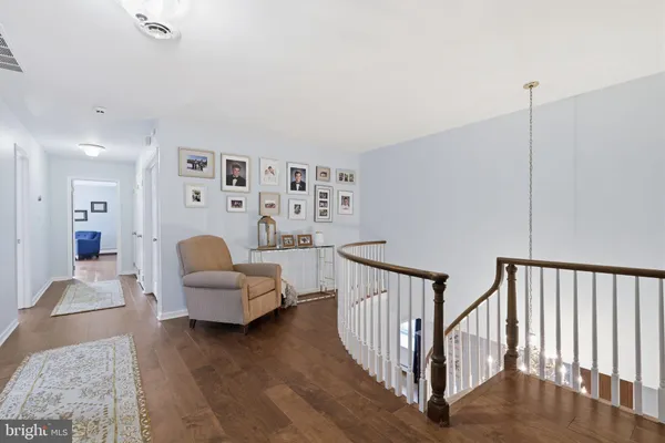 $1,300,000 | 8 Moon Circle, Yardley, PA 19067