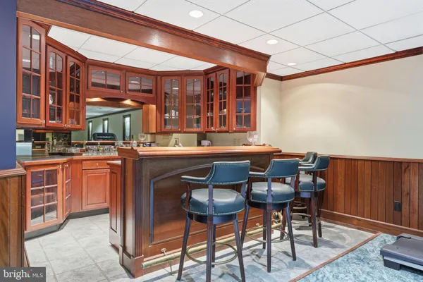 $1,300,000 | 8 Moon Circle, Yardley, PA 19067