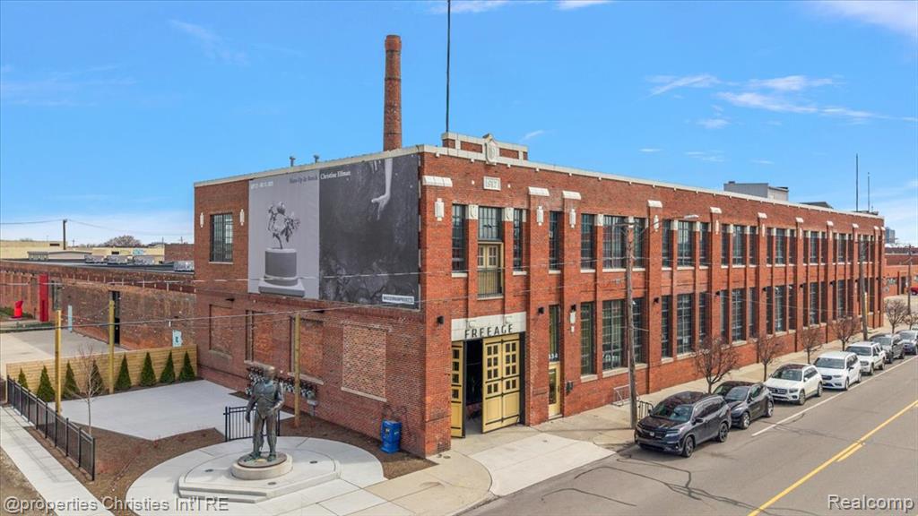 3434 Russell Street, Unit 107 Detroit, MI 48207 - Photo 2 of 40