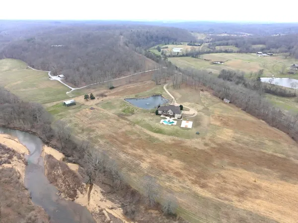 $3,595,000 | 7699 County Line Road North, White Bluff, TN 37187