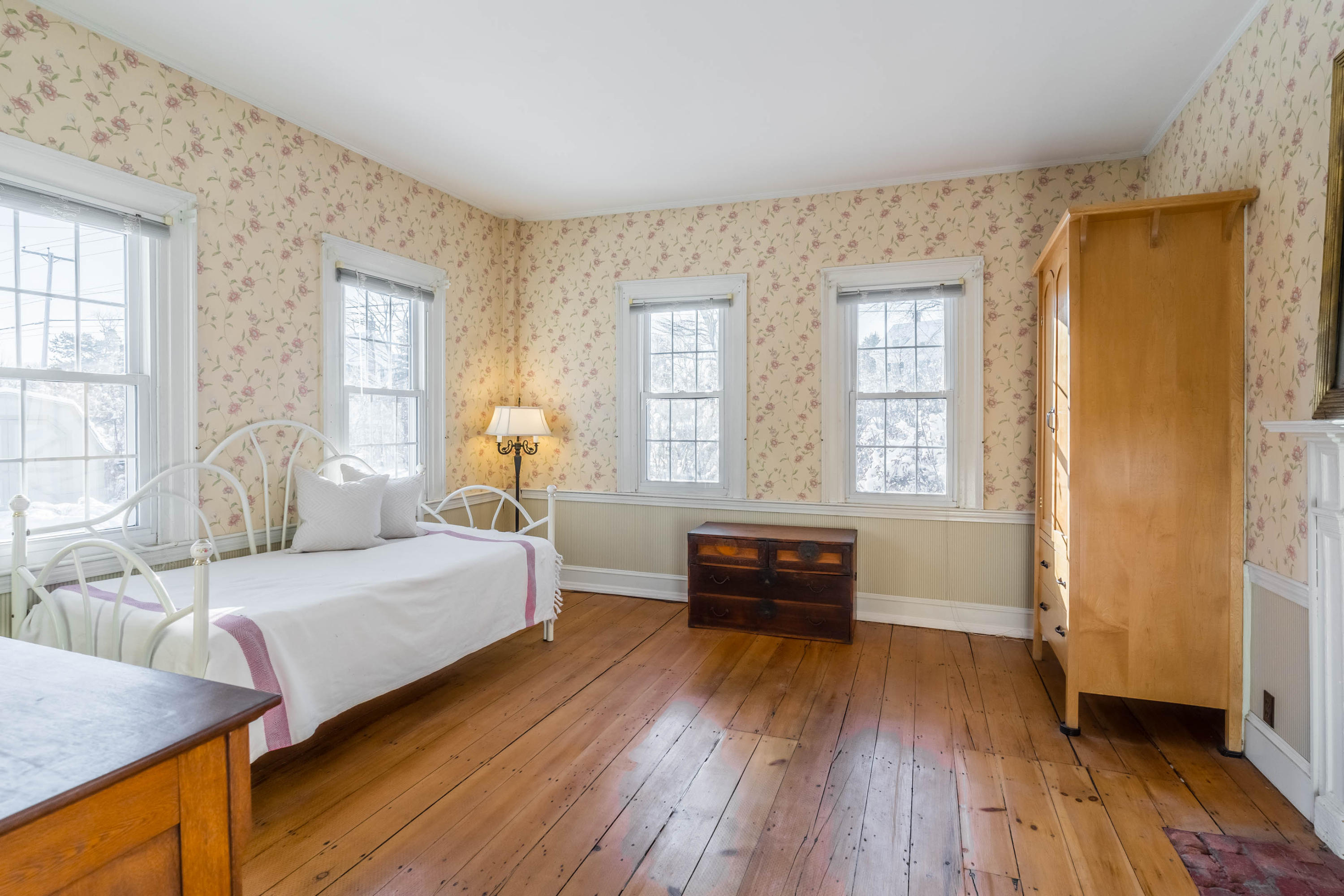 254 Cottage Road South Portland, ME 04106 - Photo 12 of 26 2-1st Floor (11 of 30)