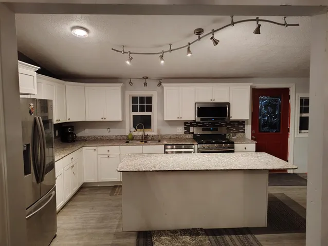 $500,000 | 5767 Highway 55, Rockford, MN 55373