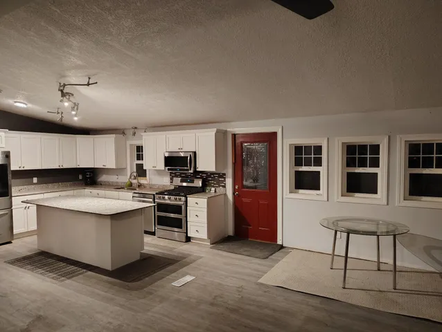 $500,000 | 5767 Highway 55, Rockford, MN 55373