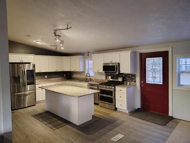 $500,000 | 5767 Highway 55, Rockford, MN 55373