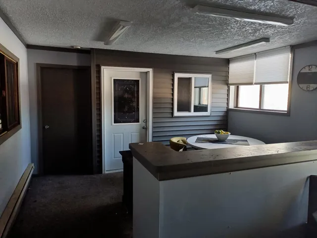 $500,000 | 5767 Highway 55, Rockford, MN 55373