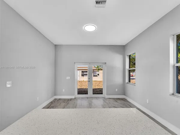 $3,500 | 803 North 20th Street, Fort Pierce, FL 34950