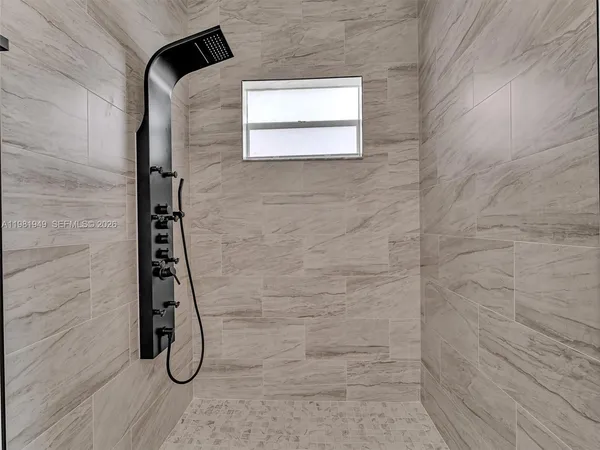 $3,500 | 803 North 20th Street, Fort Pierce, FL 34950