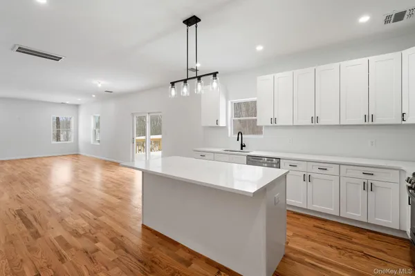 $724,999 | 30 Northern Avenue, Walden, NY 12586