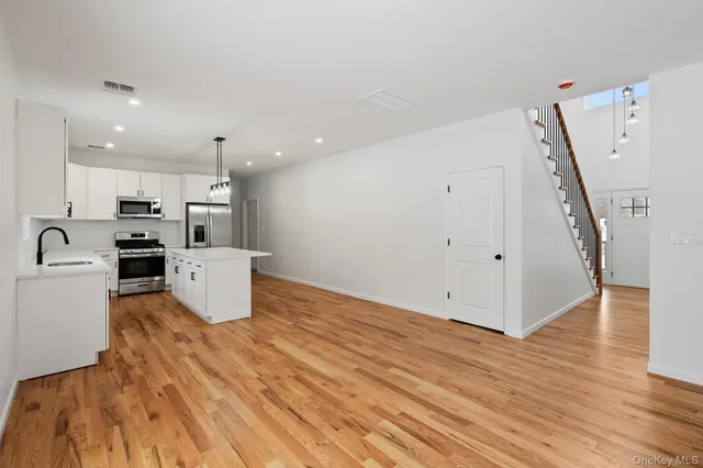 $749,999 | 30 Northern Avenue, Walden, NY 12586