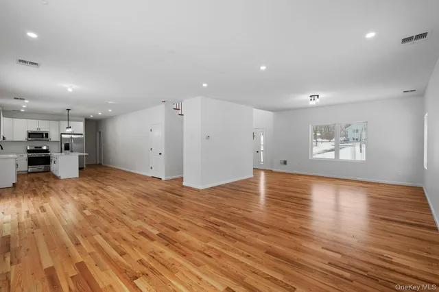 $749,999 | 30 Northern Avenue, Walden, NY 12586