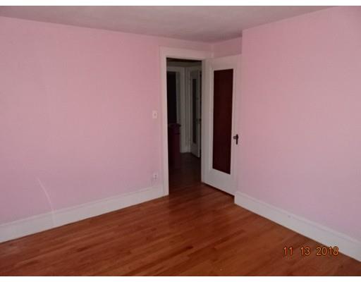 55 Larkspur Street Springfield, MA 01108 - Photo 12 of 16 Gallery Image 12
