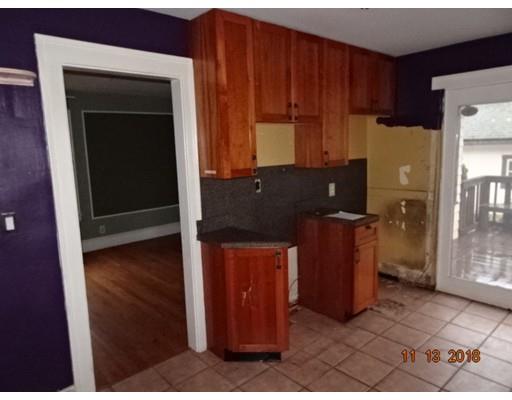 55 Larkspur Street Springfield, MA 01108 - Photo 10 of 16 Gallery Image 10