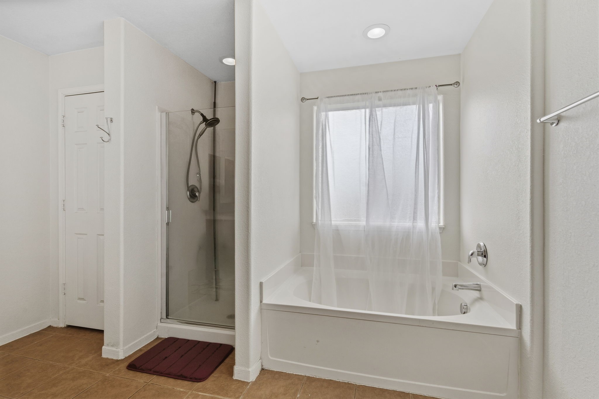 6715 Castle Terrace Court Spring, TX 77379 - Photo 19 of 32