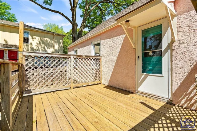 $230,000 | 7313 West 61st Street, Overland Park, KS 66202