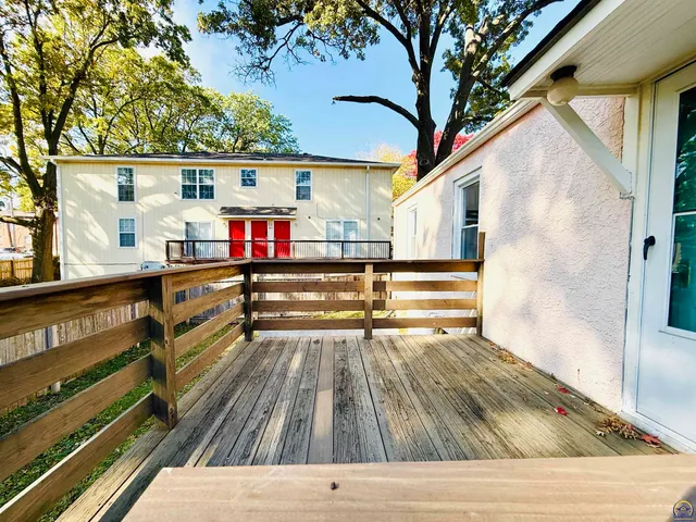 $230,000 | 7313 West 61st Street, Overland Park, KS 66202