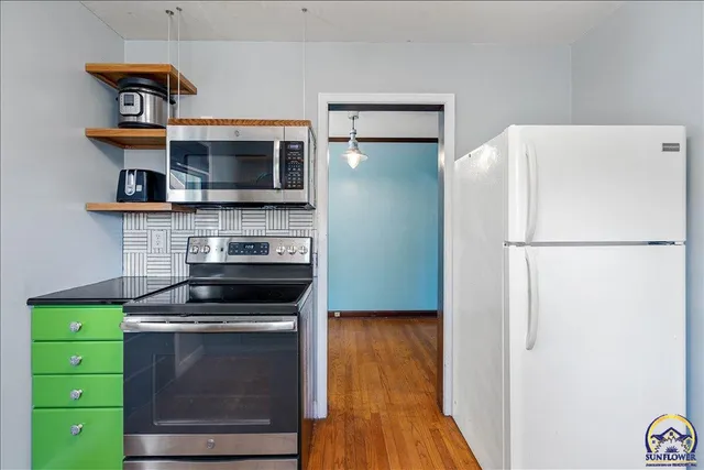 $230,000 | 7313 West 61st Street, Overland Park, KS 66202