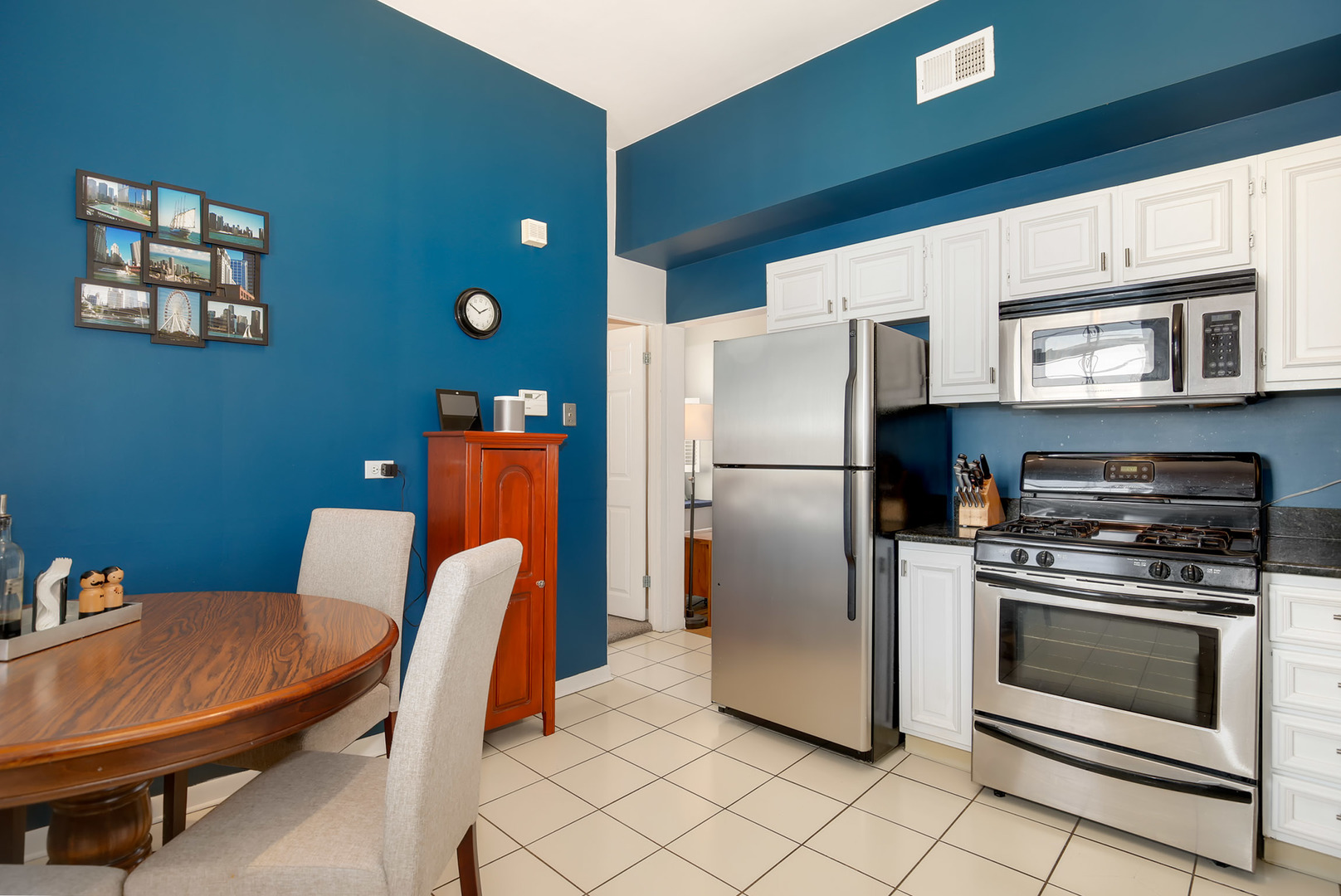 2029 North Racine Avenue, Unit 4B Chicago, IL 60614 - Photo 8 of 20