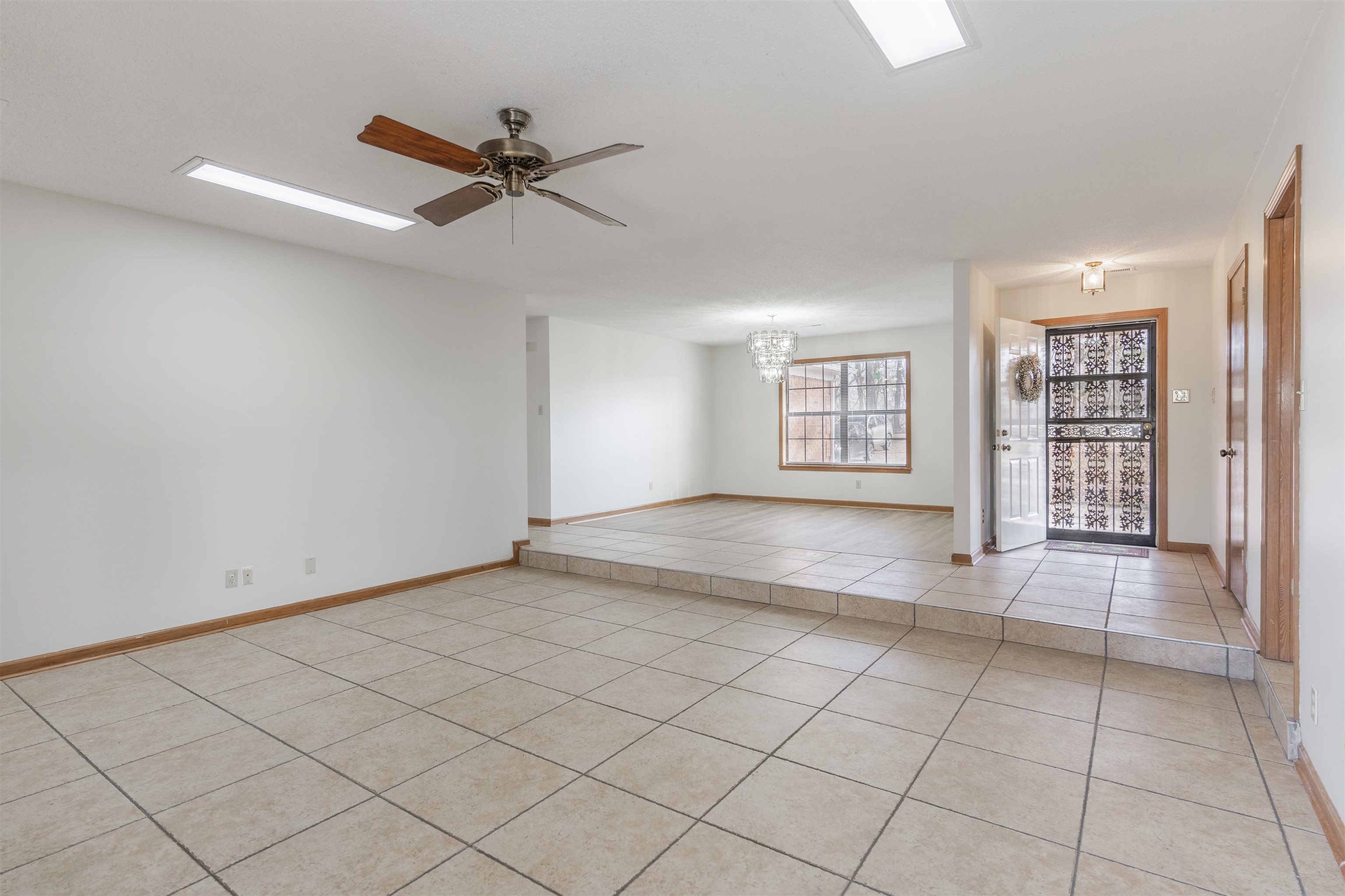 7941 Rosemark Road Millington, TN 38053 - Photo 7 of 26 with Dining Room and Great Room