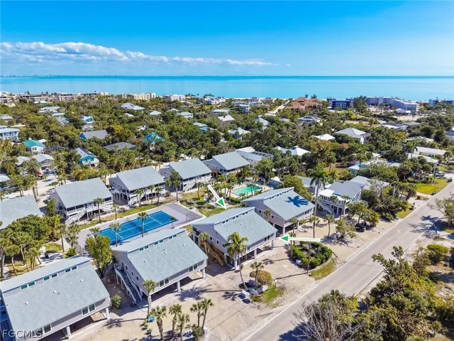 $699,000 | 736 Donax Street, Sanibel, FL 33957