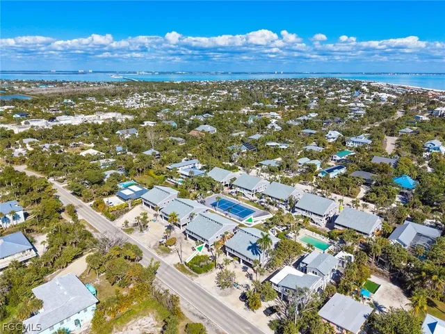 $699,000 | 736 Donax Street, Sanibel, FL 33957