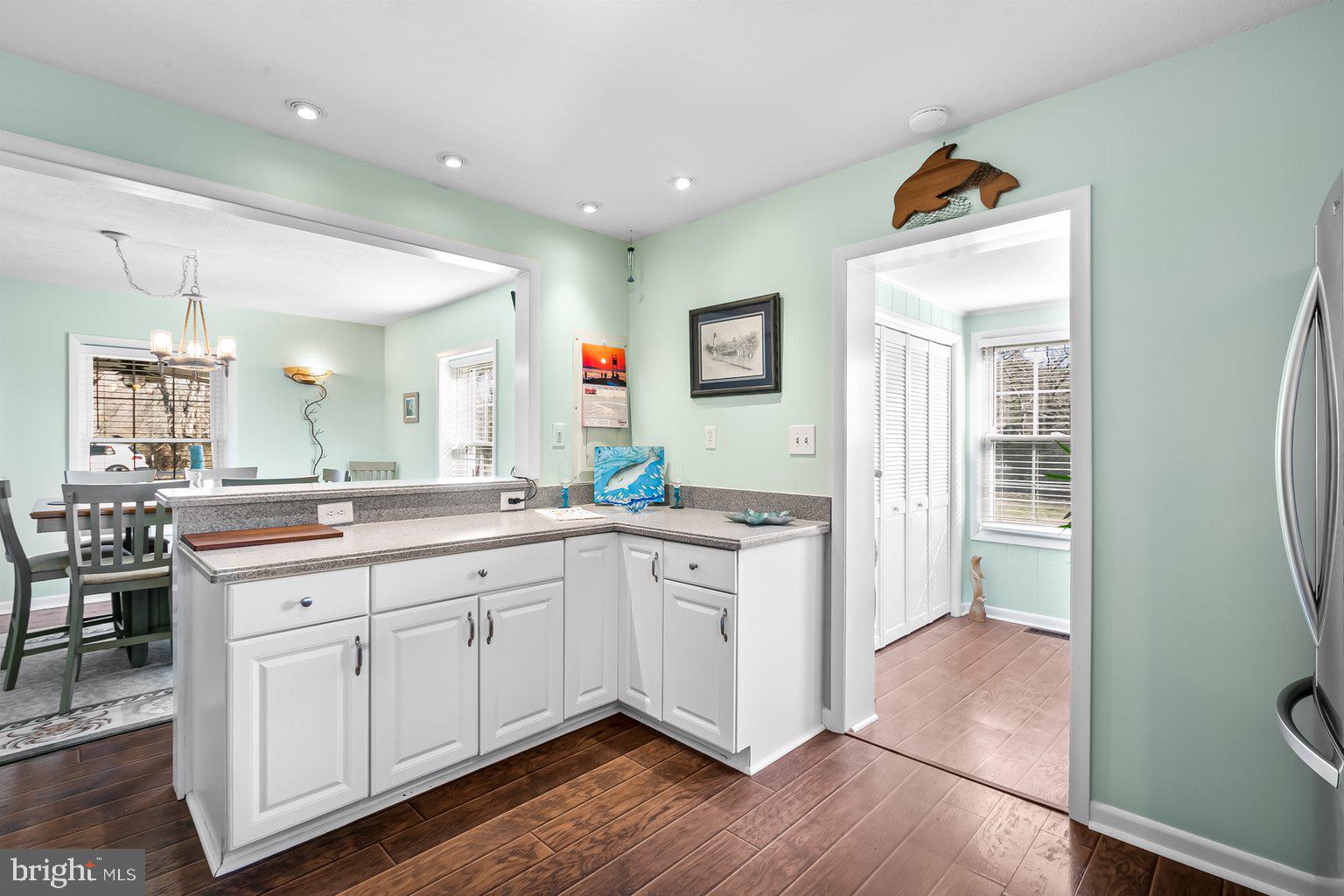 5907 Loreley Beach Road White Marsh, MD 21162 - Photo 27 of 60 Kitchen