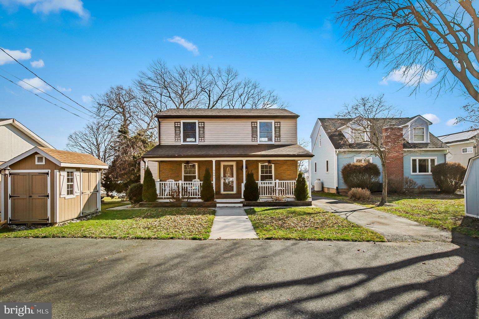 5907 Loreley Beach Road White Marsh, MD 21162 - Photo 3 of 60 Front w/ driveway & multiple car parking in front