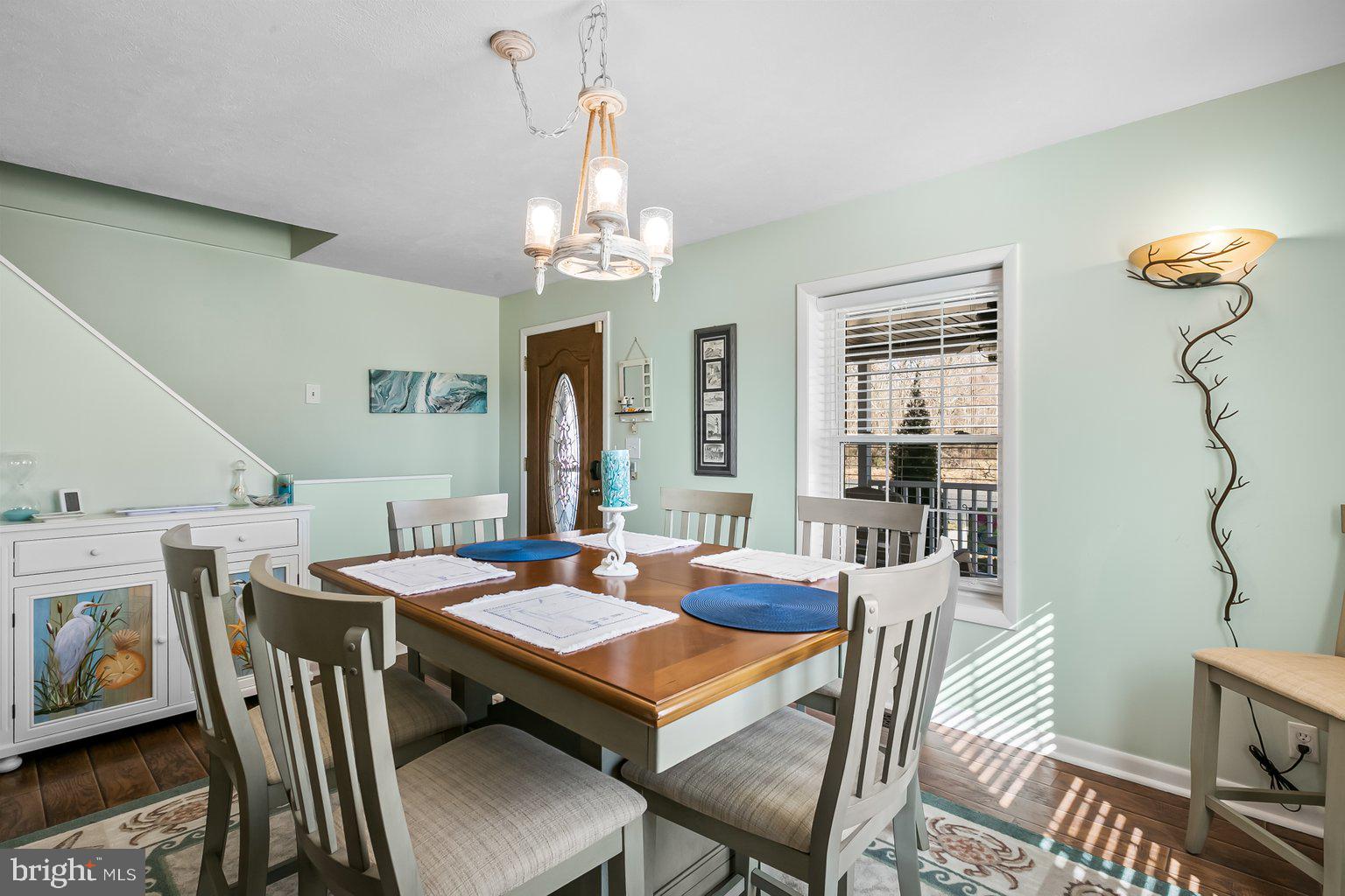 5907 Loreley Beach Road White Marsh, MD 21162 - Photo 32 of 60 Dining area