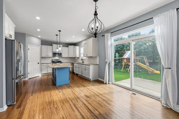 $575,000 | 222 Julep Avenue, Oswego, IL 60543