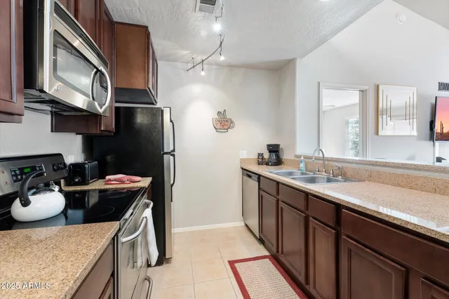 $1,995 | 14145 North 92nd Street, Unit 2141, Scottsdale, AZ 85260