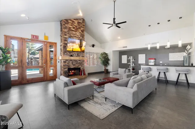 $1,995 | 14145 North 92nd Street, Unit 2141, Scottsdale, AZ 85260