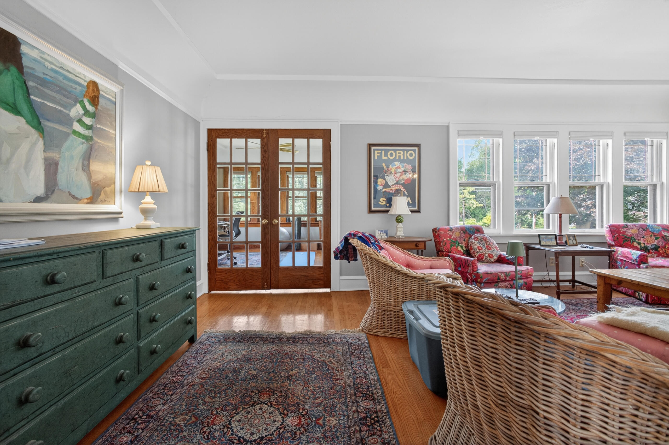 2029 West Donges Bay Road, Unit 2031 Mequon, WI 53092 - Photo 8 of 68 Living Room - Lower