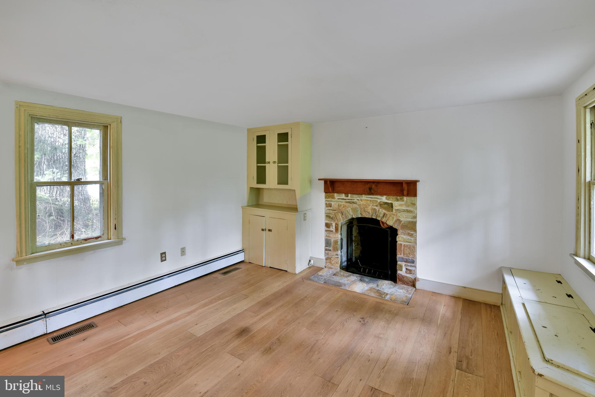 981 Little Conestoga Road Glenmoore, PA 19343 - Photo 4 of 18 Gallery Image 4