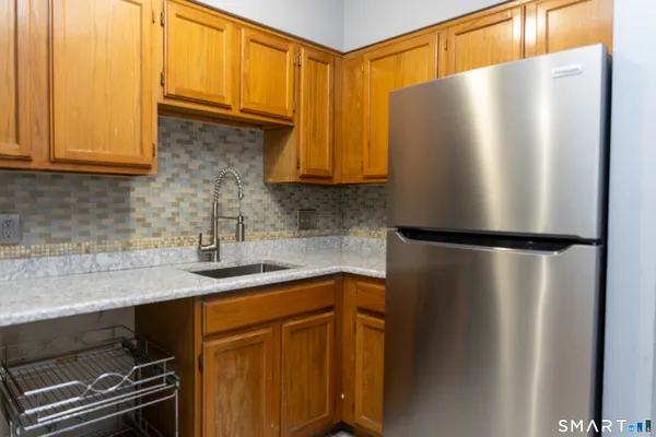 $160,000 | 219 South Broad Street, Unit S102, Meriden, CT 06450