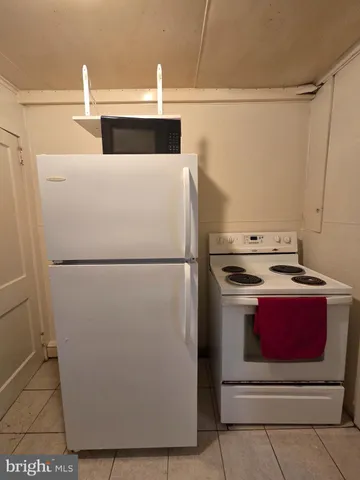 a close view of washer and dryer